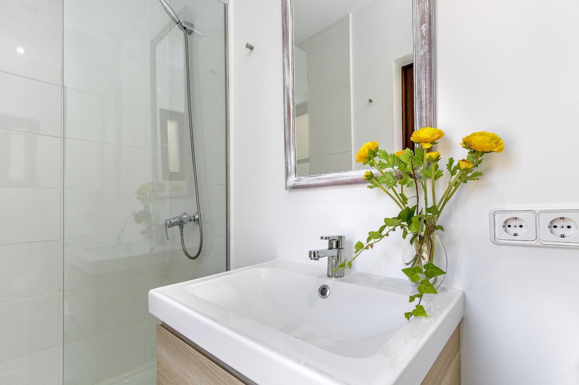 Just 150 M From The Alcudia Appartement